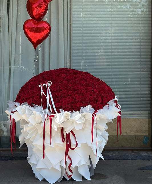 999 Red Romance